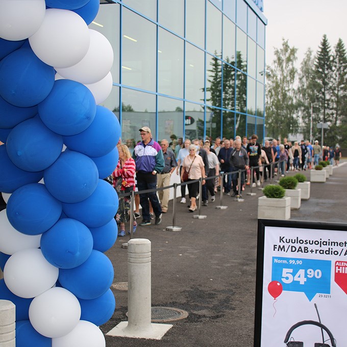 Avajaistunnelmia Biltema Porista